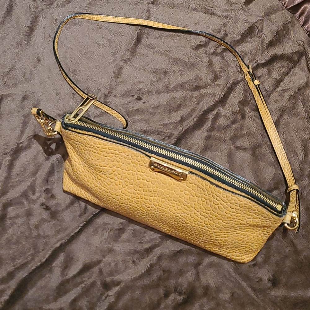 Burberry crossbody bag in beautiful mustard color